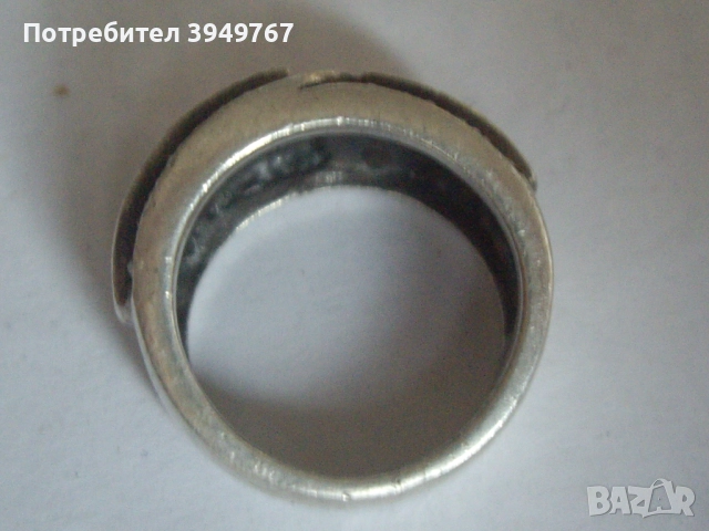 Много интересен ,стар сребърен пръстен., снимка 2 - Пръстени - 51794613