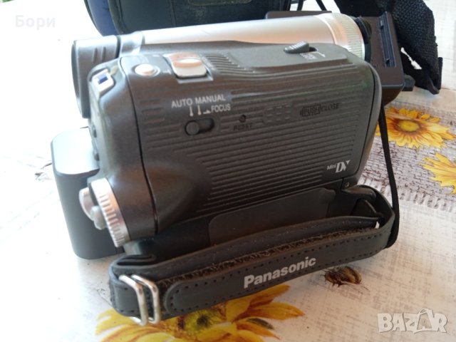 Panasonic NV GS 17 Видеокамера, снимка 6 - Камери - 40781860