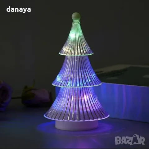 5438 Светеща коледна елхичка с многоцветни LED светлини