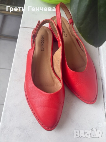 Дамски червени обувки номер 38 естествена кожа, снимка 2 - Дамски обувки на ток - 51726447