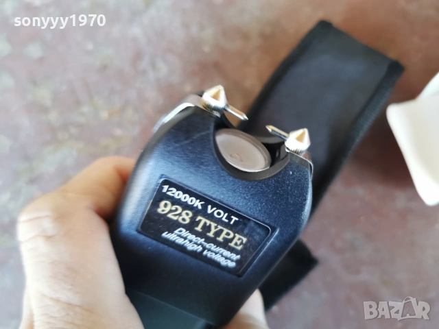 ТЕЙЗЪР-ЕЛЕКТРОШОК-ЛЕД ПРОЖЕКТОР 1201261213, снимка 3 - Оборудване и аксесоари за оръжия - 53071273