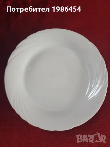 Чинии със златен кант. , снимка 2 - Сервизи - 49720050