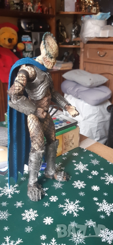 Фигура на Predator (Хищник)със синьо наметало-45 лв, снимка 5 - Колекции - 41730484