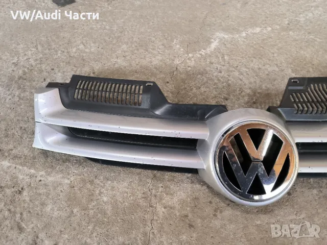 Решетка маска предна броня за Голф 5 VW Golf 5 1K0853655A, снимка 3 - Части - 48595782
