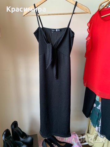 Черна елегантна рокля boohoo, S, снимка 1 - Рокли - 40867528