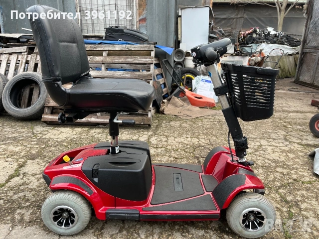 Електрически инвалиден скутер REVO, снимка 4 - Инвалидни скутери - 54363909