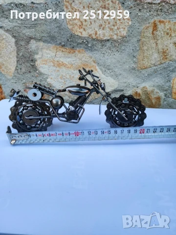 Метален мотоциклет, ръчно изработен от болтове и гайки, снимка 8 - Декорация за дома - 51396030