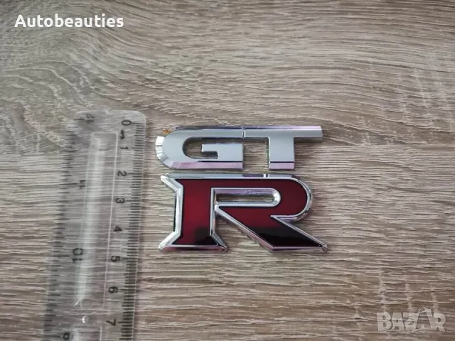 Емблема Nissan GT-R сребристо с червено, снимка 3 - Аксесоари и консумативи - 48032144