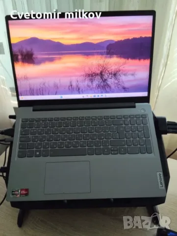 Lenovo IdeaPad Ryzen 5 5500U / 8GB RAM / 512GB SSD / Radeon Graphics