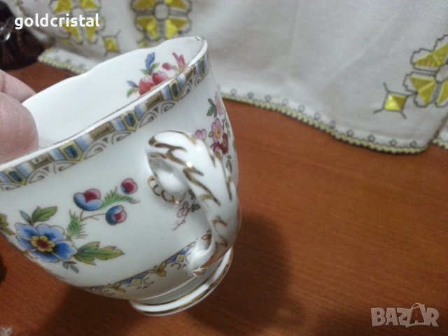 Английски костен порцелан сет за чай , снимка 3 - Антикварни и старинни предмети - 42868272