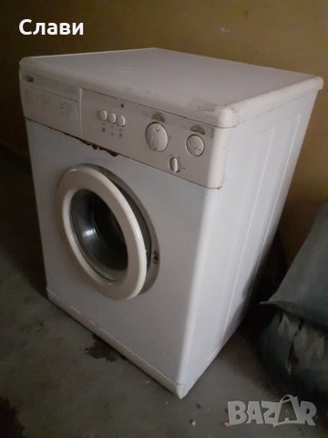 Продавам пералня  Siltal,на части всичко и  работи с изключение на програматора  