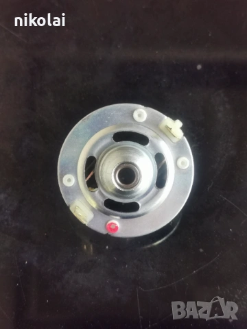 Четкодържач