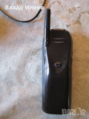 Джи Ес Ем "Моторола" със зарядно устройство, снимка 3 - Motorola - 33701443