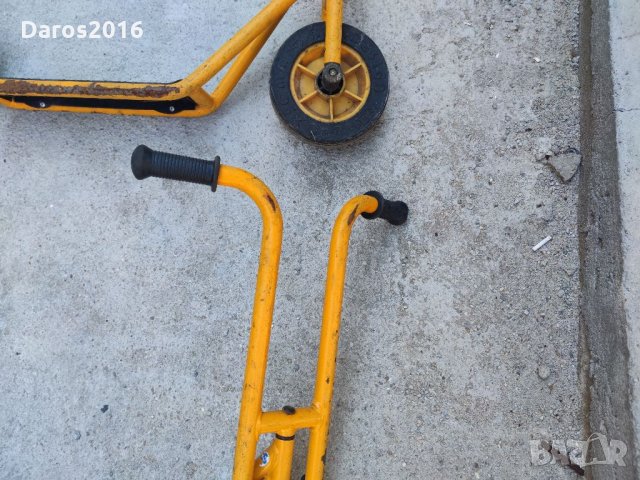 Стари тротинетки, снимка 8 - Антикварни и старинни предмети - 33760471
