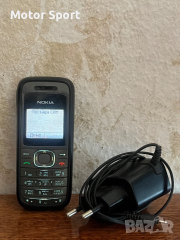 Продавам Nokia 1208