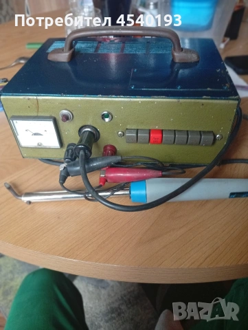 зарядно за акумулатор + поялник , снимка 2 - Аксесоари и консумативи - 54066631