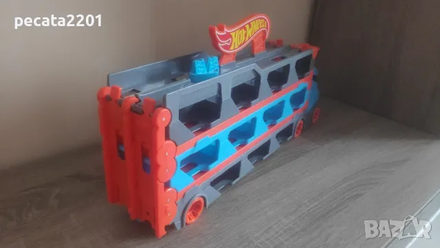 Продавам - високоскоростен автовоз Hot Wheels , снимка 3 - Коли, камиони, мотори, писти - 50421824