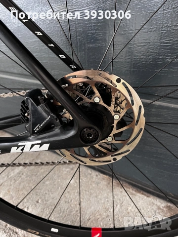 Карбонов шосеен велосипед KTM Revelator Pro 2021(Alto team edition), снимка 11 - Велосипеди - 53236113