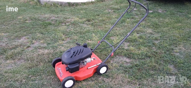 Бензинова косачка НОМЕР 05. Husqvarna. Четиритактов двигател. 3.8 кс. 48 см. ширина на косене..., снимка 2 - Градинска техника - 50541102