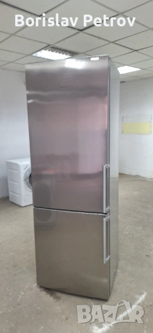 Хладилник с долен фризер Сименс А+++ 70см широк