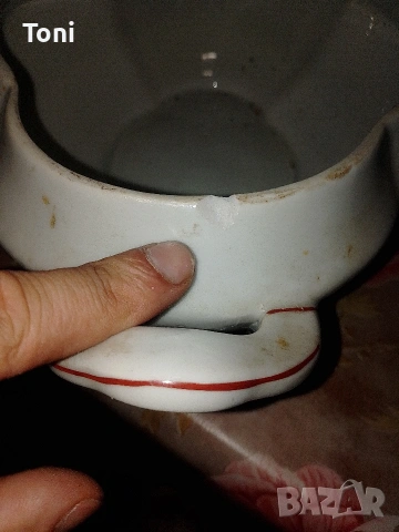 стар порцеланов супник 