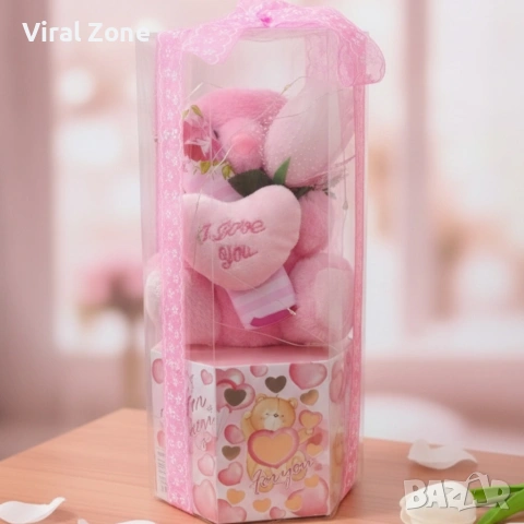 Подаръчен комплект с плюшено мече и надпис „Love you“ в прозрачна кутия, снимка 2 - Подаръци за жени - 53128052