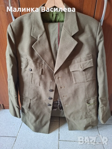 военна униформа , снимка 2 - Антикварни и старинни предмети - 52879654