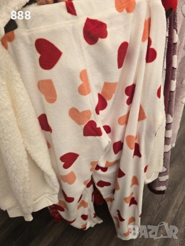 дамски нощници, снимка 2 - Нощници - 42894681