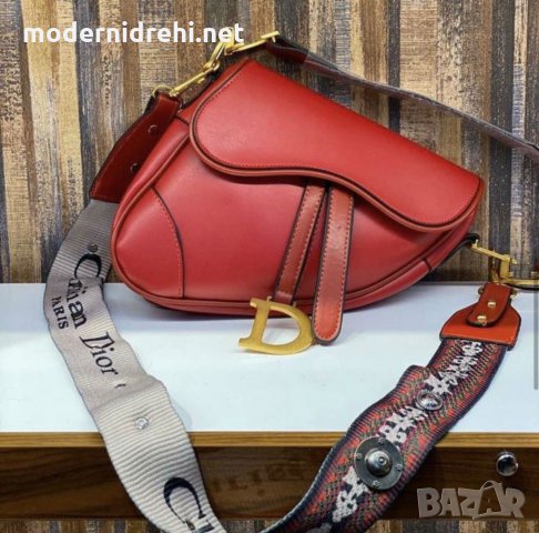 Чанта Dior червена, снимка 1 - Чанти - 29759878