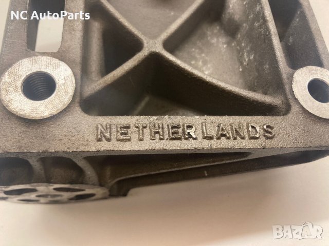 Бракет за двигател за Porsche Порше Каен 9PA 4.5 V8 бензин 9481152012R 2003, снимка 5 - Части - 42911737