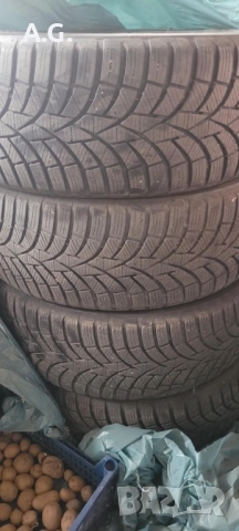 Продавам  запазени зимни гуми р16 205 на 55 Toyo 150лв , снимка 3 - Аксесоари и консумативи - 52085541