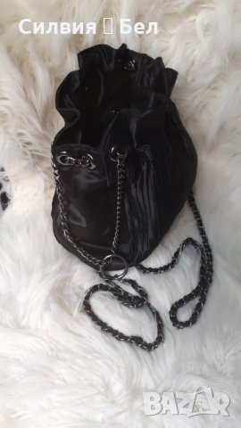 Чанта  Zara с дълъг синджир , снимка 3 - Чанти - 29377053