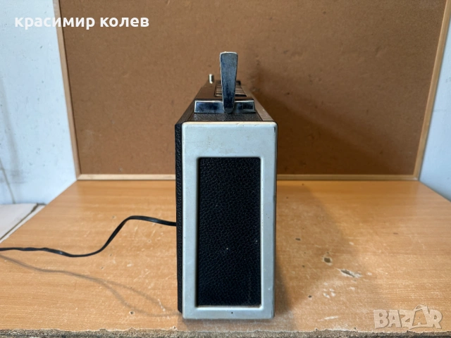 радиоприемник "GRUNDIG SATELLIT 2000", снимка 5 - Радиокасетофони, транзистори - 54274502