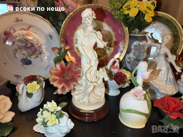 Giuseppe Armani Italy  Circa 1994 “Dear Friends” by Capodimonte Код P2155, снимка 6 - Антикварни и старинни предмети - 54162294