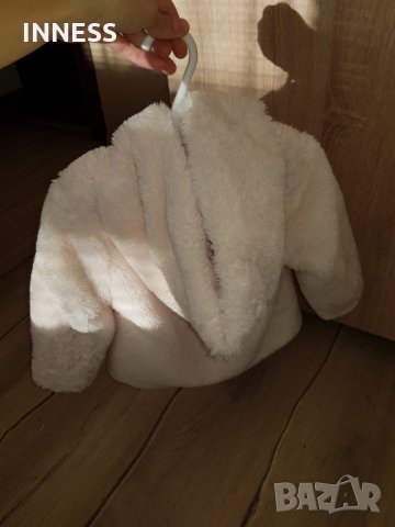 Красиво пухено палтенце , снимка 2 - Бебешки якета и елеци - 30432086