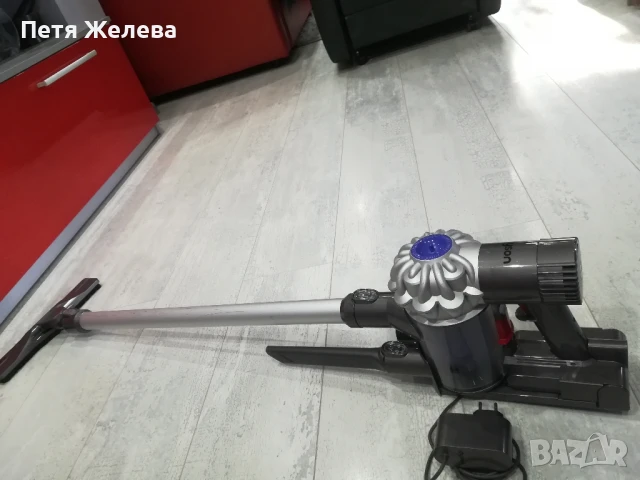 Акомулаторна прахосмукачка  DYSON -21,6/350w, снимка 5 - Прахосмукачки - 50712070