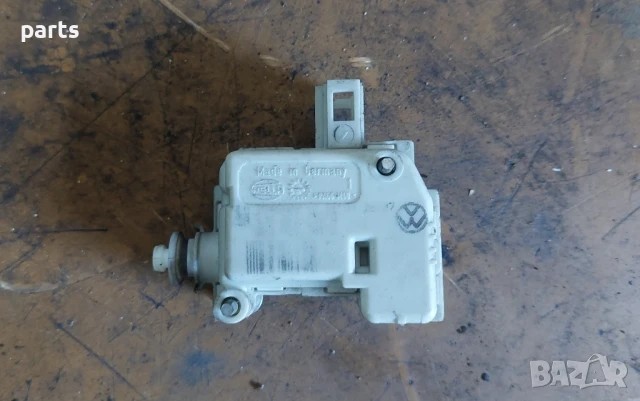 Машинка Централно Заключване VW Голф 4 (2), снимка 2 - Части - 50625390