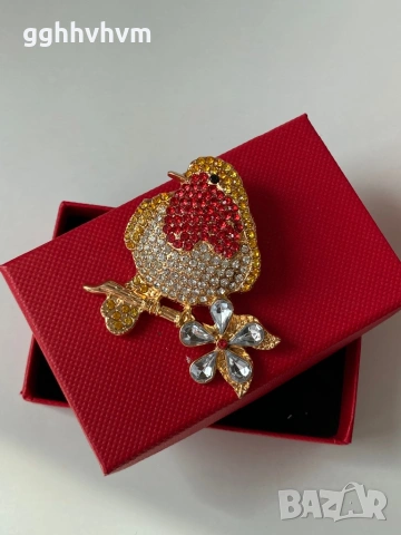 Брошка с подаръчна кутия, снимка 2 - Други - 54315396