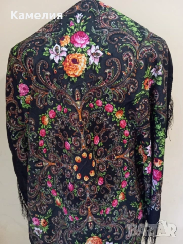 Руски шал, снимка 3 - Шалове - 52140667