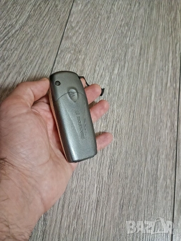 Ericsson R600 Gold БГ меню, снимка 3 - Sony Ericsson - 53275279