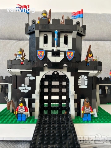 Lego Castle 6085 Black Monarch's Castle, снимка 3 - Конструктори - 54317810