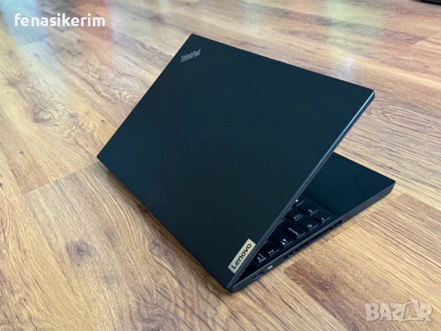 15.6' Touch Full HD IPS Xeon W-10855M Lenovo ThinkPad P15V 16GB DDR4/256GB NVMe/Nvidia 4GB/Бат 6ч, снимка 10 - Лаптопи за работа - 52847561