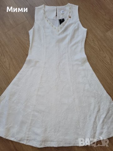 Бяла рокля на Lucy, снимка 3 - Рокли - 37354804