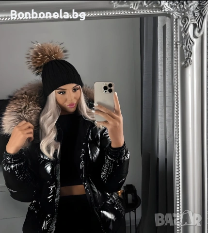 Зимна дамска шапка с голям пух, снимка 2 - Шапки - 53033035
