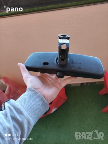 Огледалото е свалено от Е90 липсва капачето на стойката, и е разхлабено-липсват 2,3 щипки, но функци, снимка 3 - Аксесоари и консумативи - 31614987