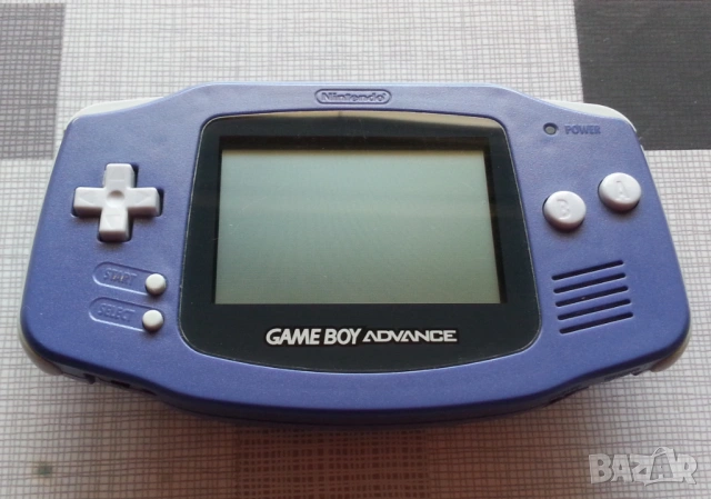 Nintendo Gameboy Advance конзоли и чанта, снимка 2 - Nintendo конзоли - 54139005