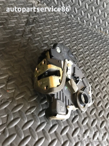 Заключващ механизъм предна дясна врата за Toyota Avensis (2003-2009) 4E2523