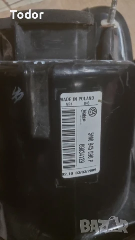 десен стоп VW Golf 5 Plus, снимка 3 - Части - 50960690