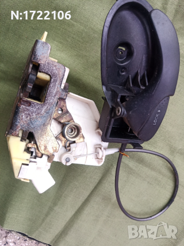 XS41-A26413-BH  БРАВА ЗАДНА ВРАТА ФОРД ФОКУС, снимка 2 - Части - 44527628