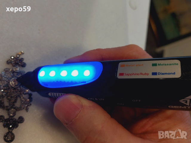 Стар медальон(висулка) с множество инкрустирани диаманти-материал злато 14к и сребро 925, снимка 12 - Колиета, медальони, синджири - 53357252